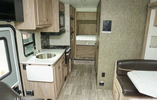 2019 Forest River RV Sunseeker 2650 -27 foot