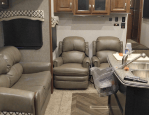 Jayco North Point 375BHFS