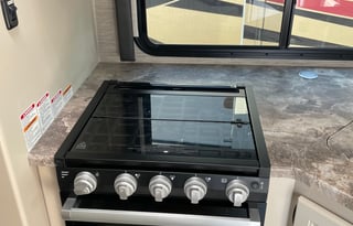 2022 Thor Motor Coach Chateau 31EV