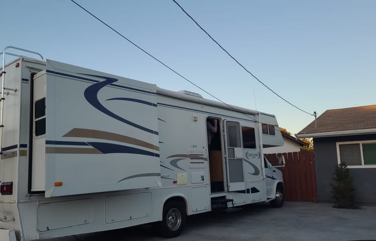 Bedroom Slideout, Exterior