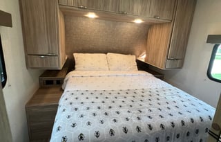 2022 Winnebago Minnie 2301BHS