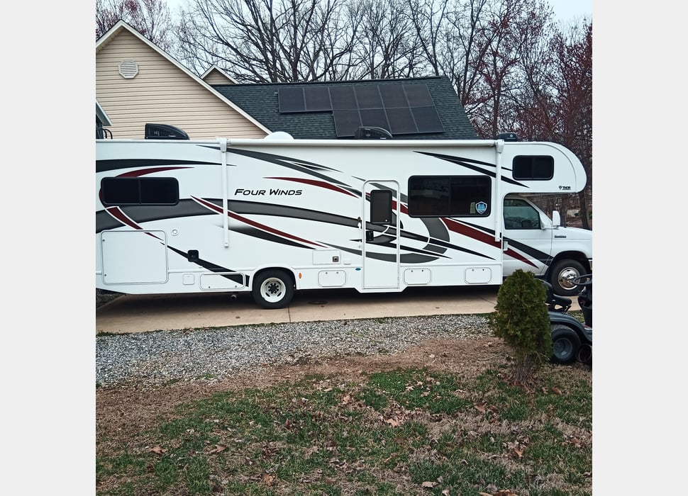 Class C Motor Home rentals in Lake Wylie