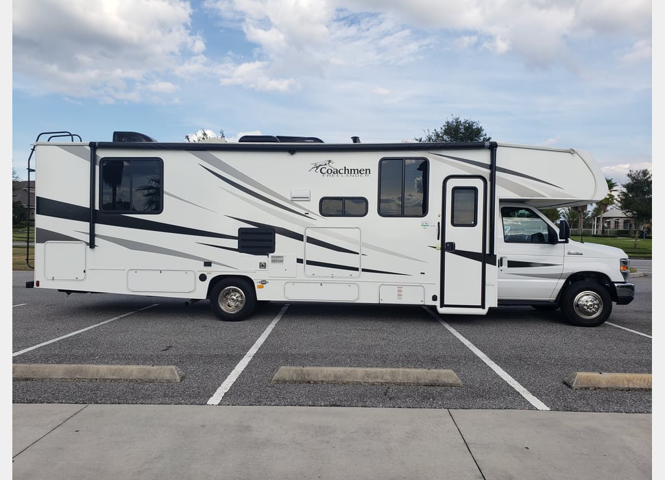 Class C Motor Home rentals in Bend