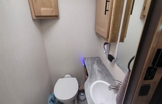 2021 Coachmen RV Leprechaun 319MB Ford 450