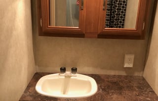 Northeast Indiana Camping! 2015 Forest River Wildwood X-Lite, sleeps 5 ~ 101 Lakes Steuben Co.