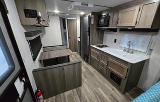 2022 Gulf Stream RV Enlighten BH25
