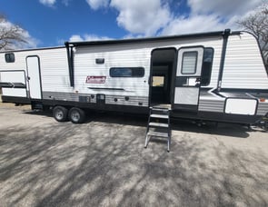 Dutchmen RV Coleman Lantern Series 334BH