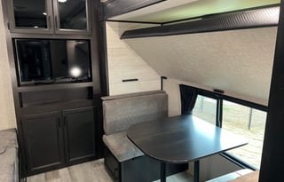 2022 Jayco Jay Flight 33RBTS