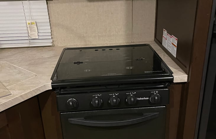 3 burner stove with 2 rack oven