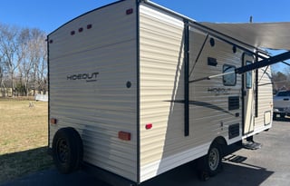 2019 Keystone Hideout 21.5'