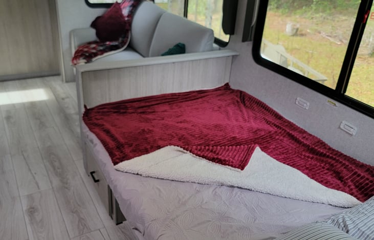 Another bed option on the dinette to leave the sofa available for seating to watch TV