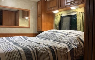 2007 Damon Challenger 376