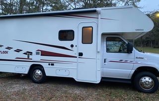 2019 Winnebago Minnie Winnie 22R