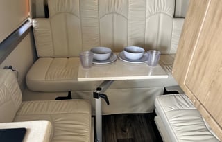 "Baby Beluga" 20ft MB Sprinter Glampervan