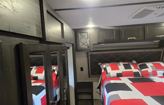 STEVE AND PEGGYS RV RENTAL AND HOSTING.