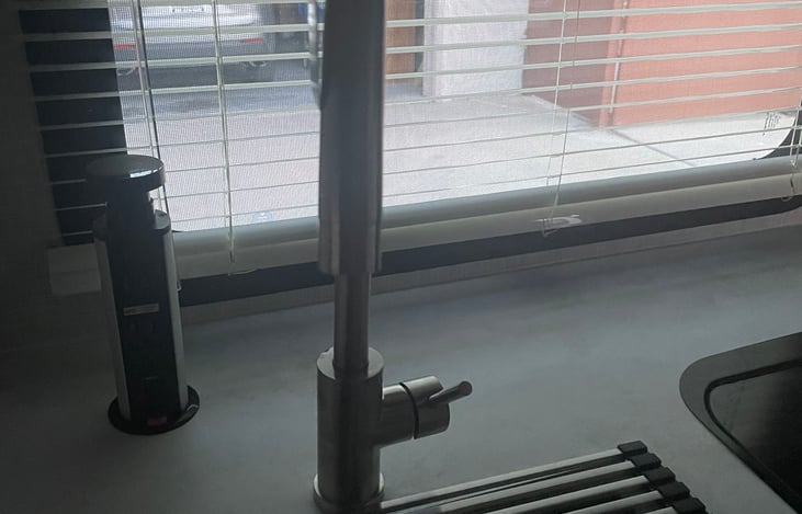 Connector and phone charger