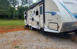 2019 Coachmen Freedom Express HAL 2604