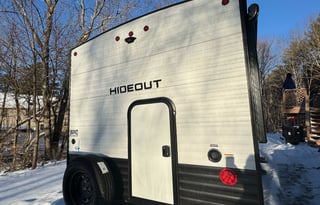 Cozy Family Escape 2024 Keystone Hideout RV