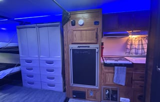 2003 Forrest River Work N’ Play Sleeps 5!