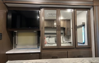 Luxury Your Way: A 5-Star Glamping Oasis