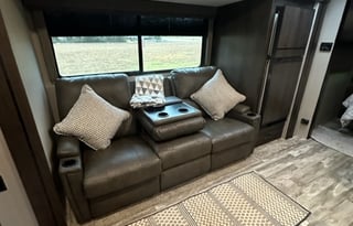 Happy Glamping Mini, 2021 Grand Design Transcend