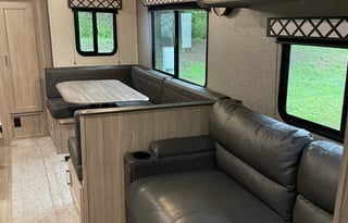 2020 Coachmen Freedom Express 292BHDS