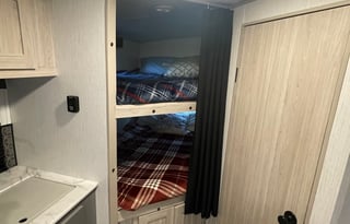 2022 Heartland Sundance Ultra Lite 265BH