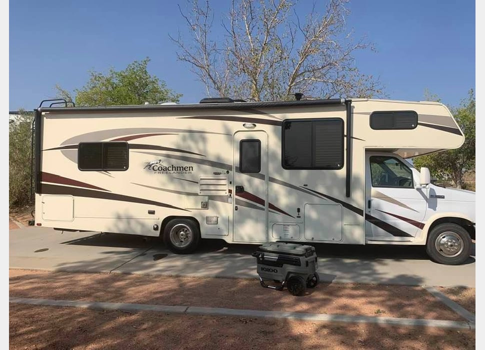 Class C Motor Home rentals in Irving