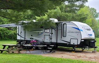 Gidds' Family Friendly Alpha Wolf Camper