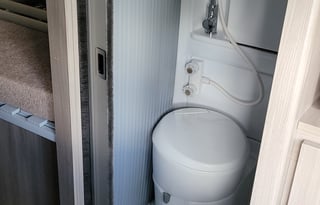 2022 Thor Motor Coach Sequence 20K