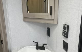 2024 EAST TO WEST Silver Lake 27K2D