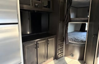 Big Boy Toys & RV Rentals Jayco 284BHS