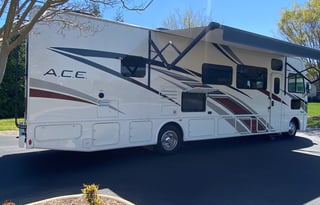 2020 Thor Motor Coach ACE 33.1