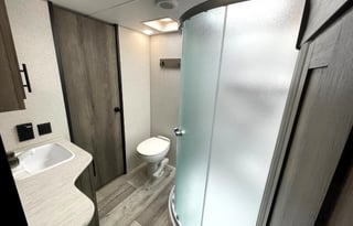 2022 KZ Sportsmen 292BHK