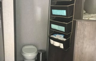 2021 Coleman lantern Lt 17b