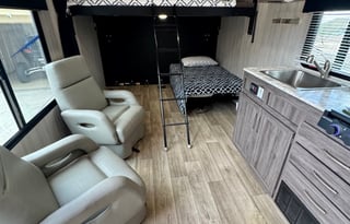 2023 Genesis Supreme Sandsport 2314 Prime