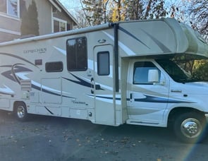 Coachmen RV Leprechaun 319DS Ford 450