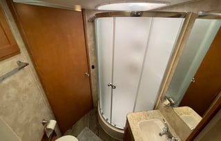 2019 Winnebago Minnie Winnie 31G Bunkhouse