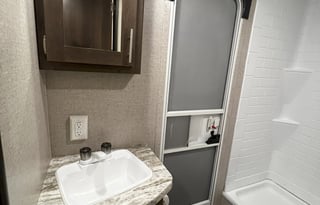 2020 Forest River Shasta 26DB-Brand New!