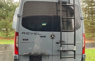 2022 EXTRA CLEAN Revel *Perfect* Couple Getaway