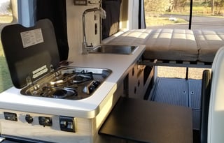 2021 Winnebago Solis 59PX w/pop-up tent & murphy bed