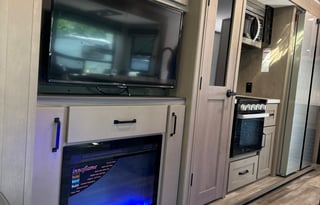 2023 Grand Design Reflection 315RLTS