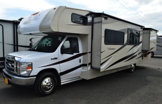 2021 Coachmen RV Leprechaun 319MFB