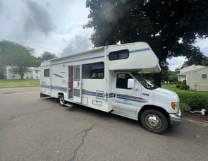 Coachmen RV Leprechaun 290