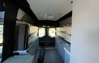 2022 Pleasure-Way Mercedes Benz Plateau Plateau TD