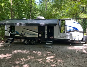 Forest River RV Cherokee Alpha Wolf 26DBH-L