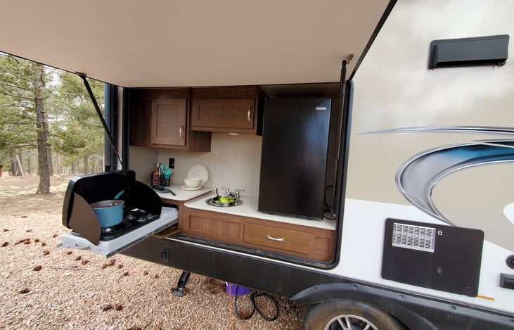 The outdoor kitchen is so convenient!