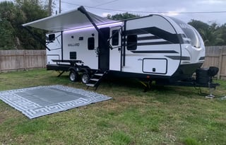 2022 Mallard  • Sleeps 8 • Ultimate Travel Trailer