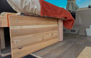 Rainforest Roamer - Cozy Cabin On Wheels
