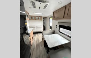 2024 New Forest River Prime Time Avenger Sleeps 6